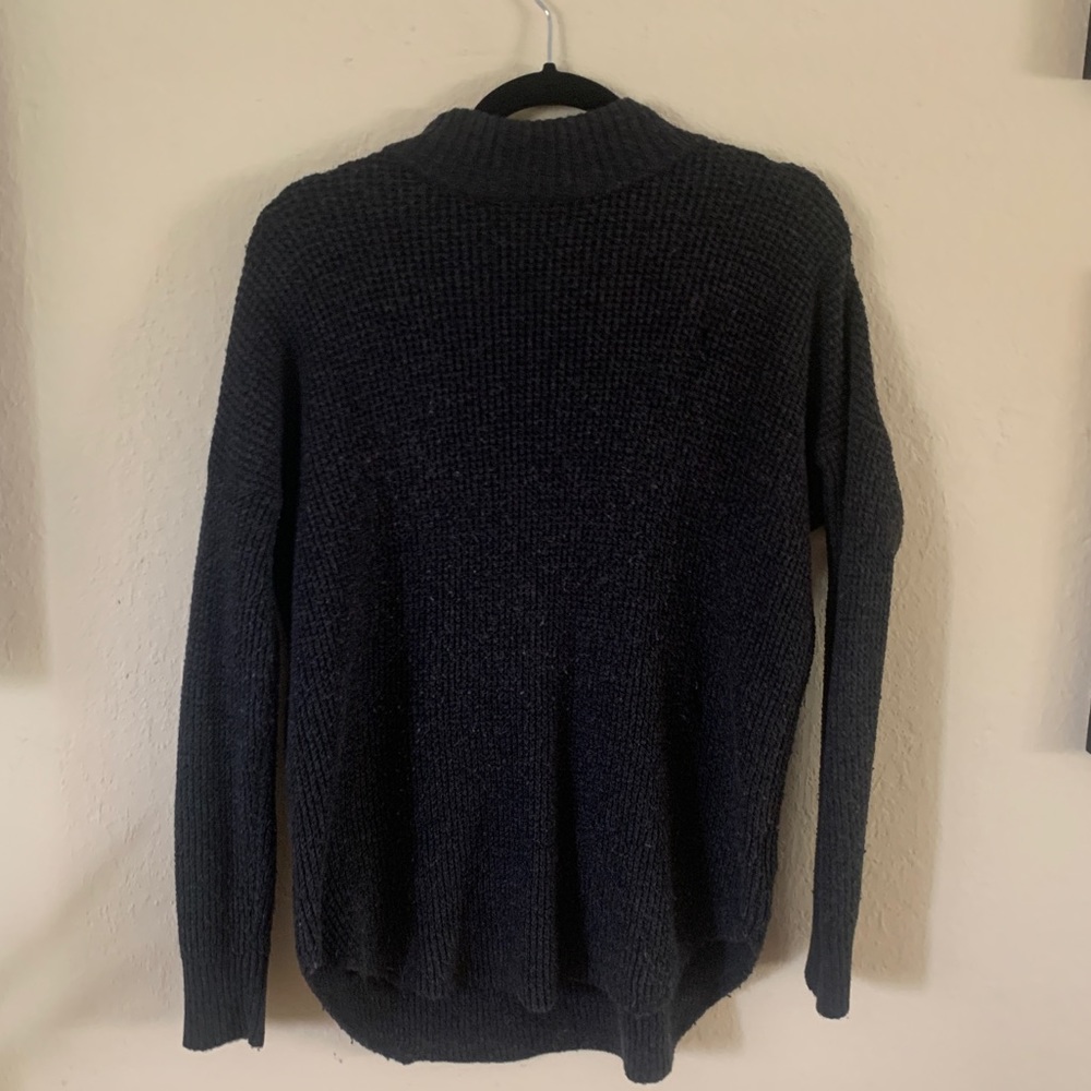 AEO turtleneck knit sweater 🎉